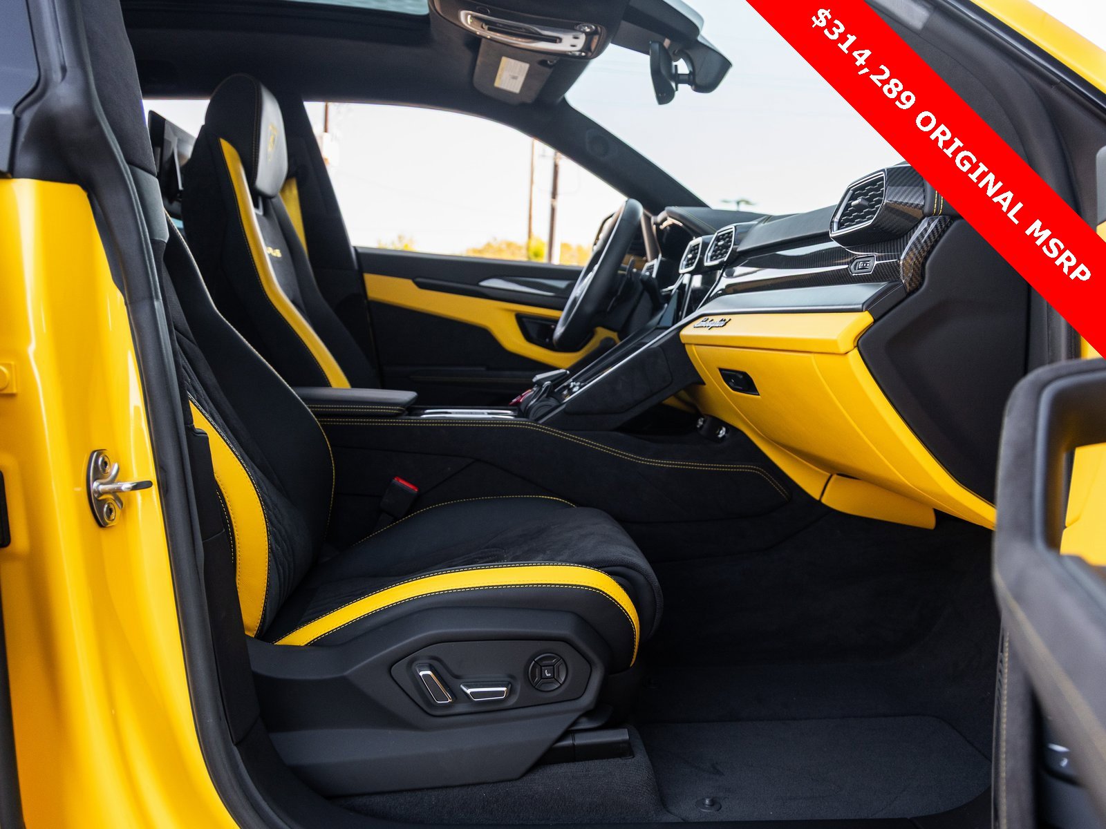 Used 2023 Lamborghini Urus S image 51