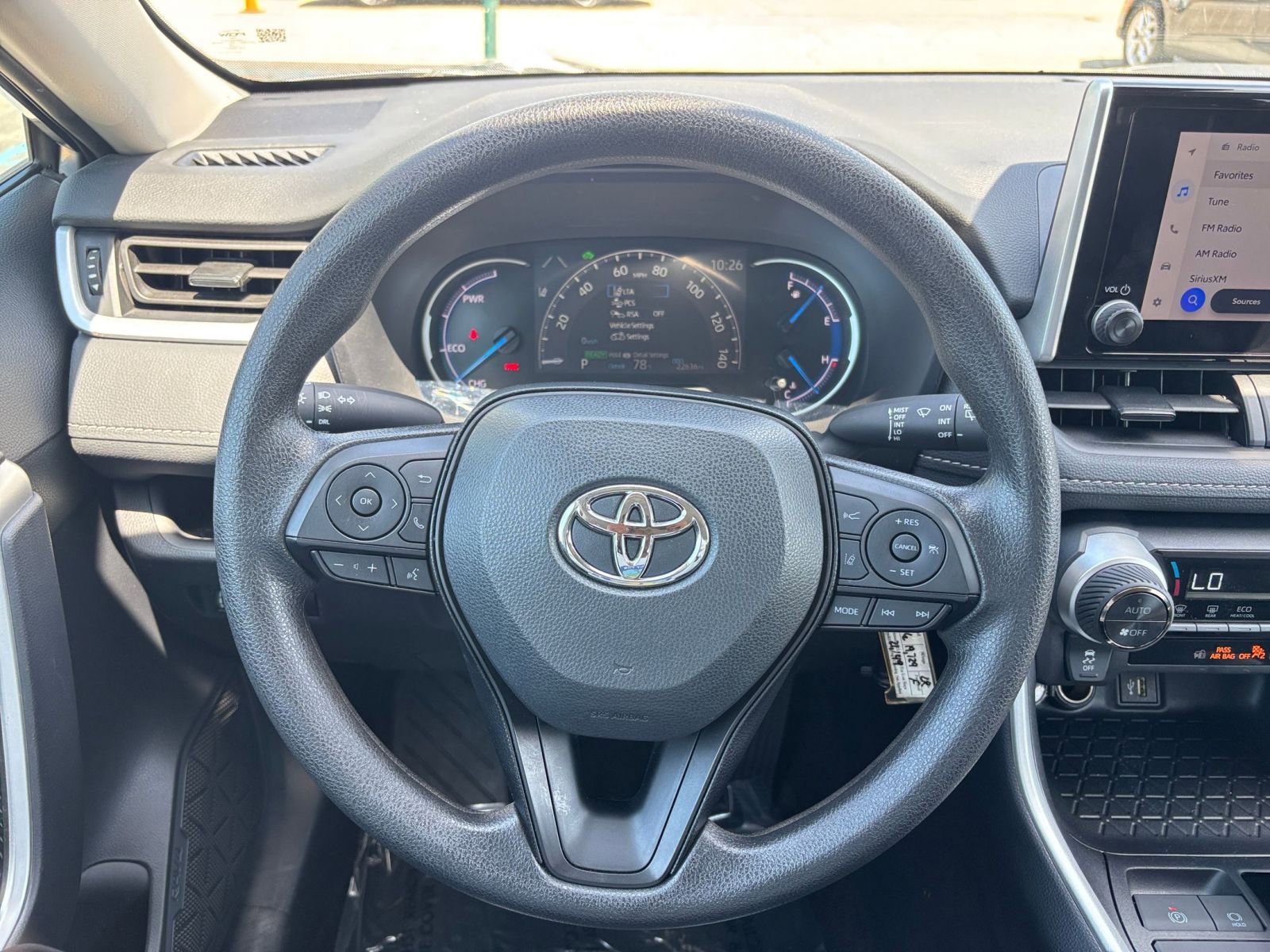 Used 2025 Toyota RAV4 LE AWD/4WD image 34