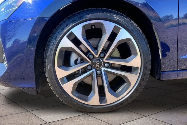 Certified 2025 Audi A3 2.0T Premium Plus AWD/4WD image 9