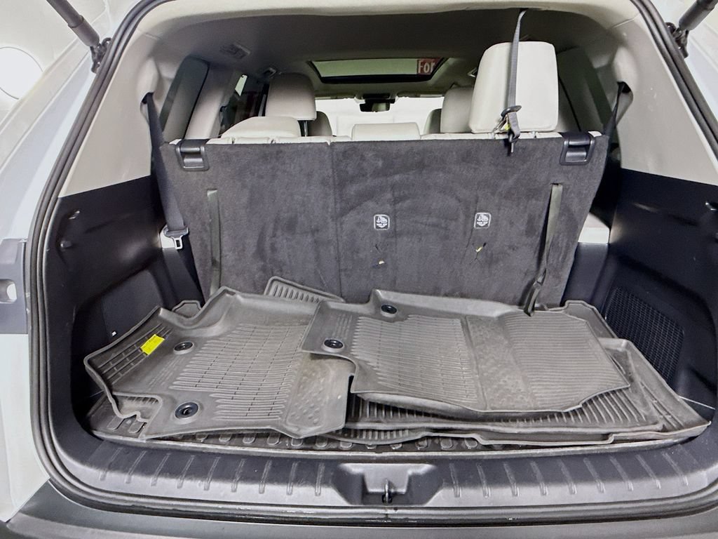 Used 2024 Toyota Grand Highlander AWD image 30