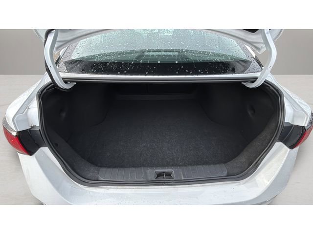 Used 2023 Nissan Sentra SV image 31