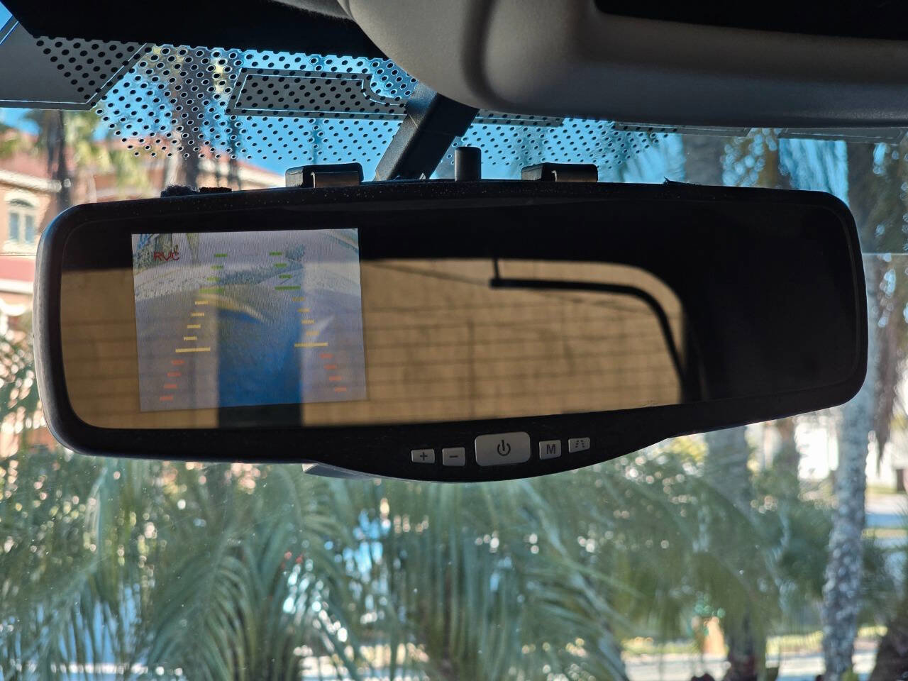 Used 2006 Chevrolet Avalanche Z66 w/ Sun And Sound Package image 19