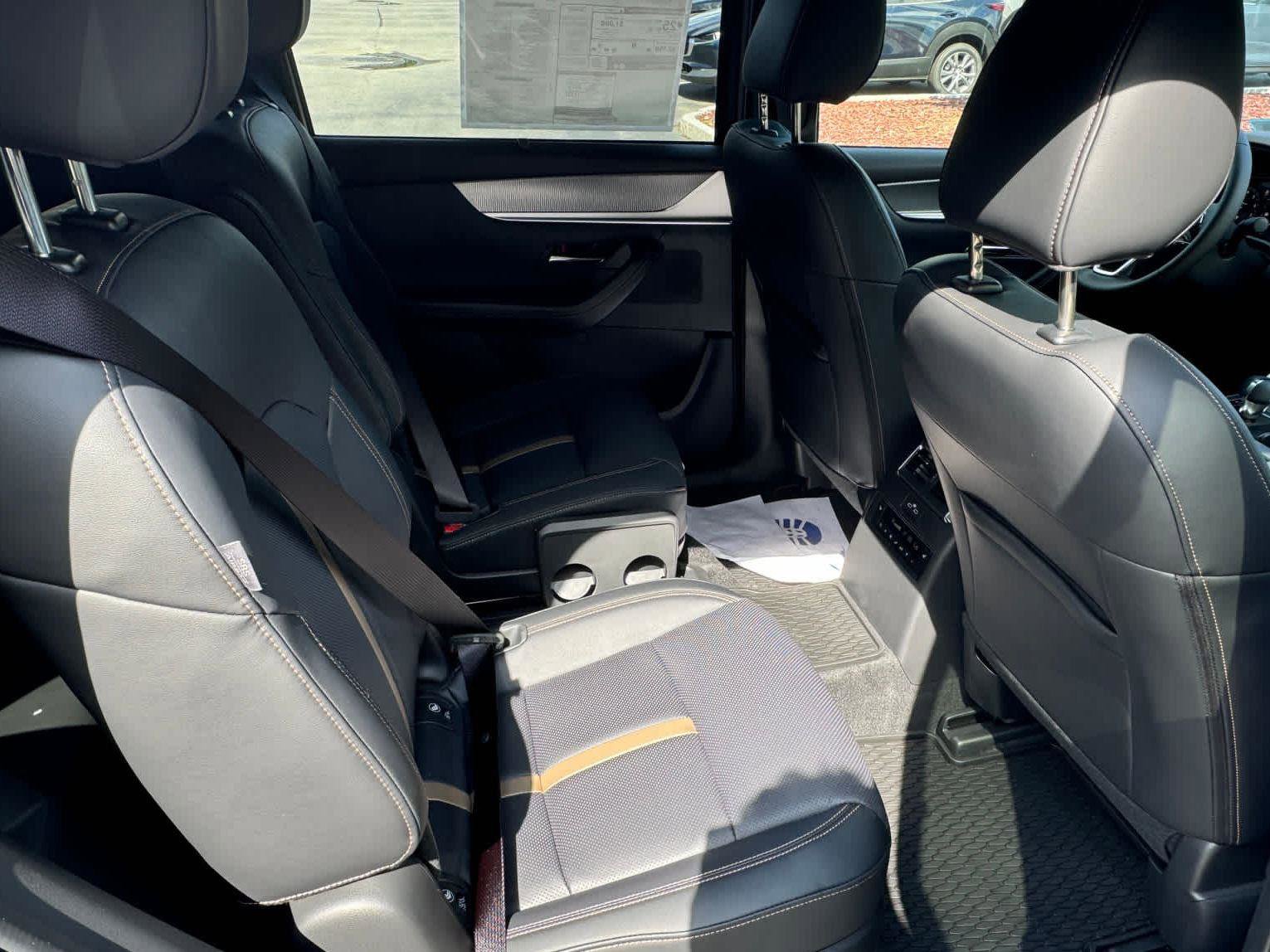 New 2025 MAZDA CX-90 3.3 Turbo w/ Premium Plus Pkg image 17