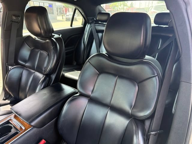 Used 2019 Lincoln Continental Premiere FWD image 23