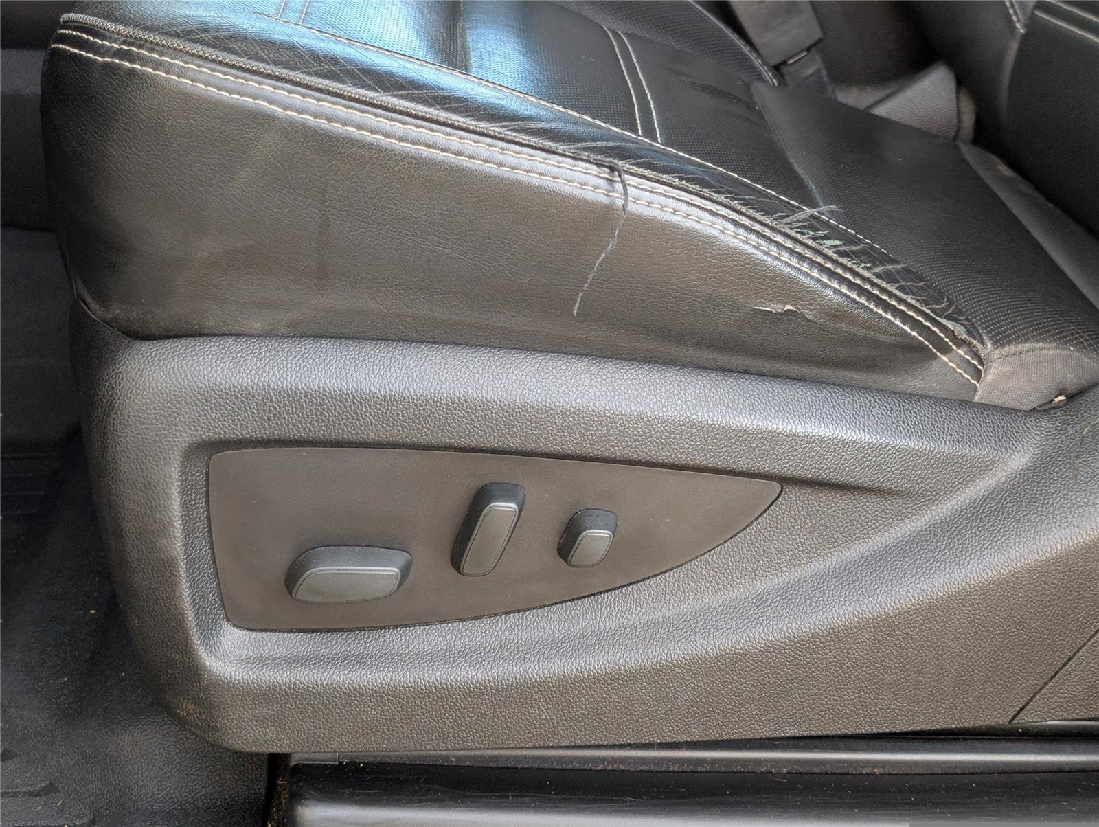 Used 2017 GMC Sierra 2500 Denali w/ Duramax Plus Package image 11