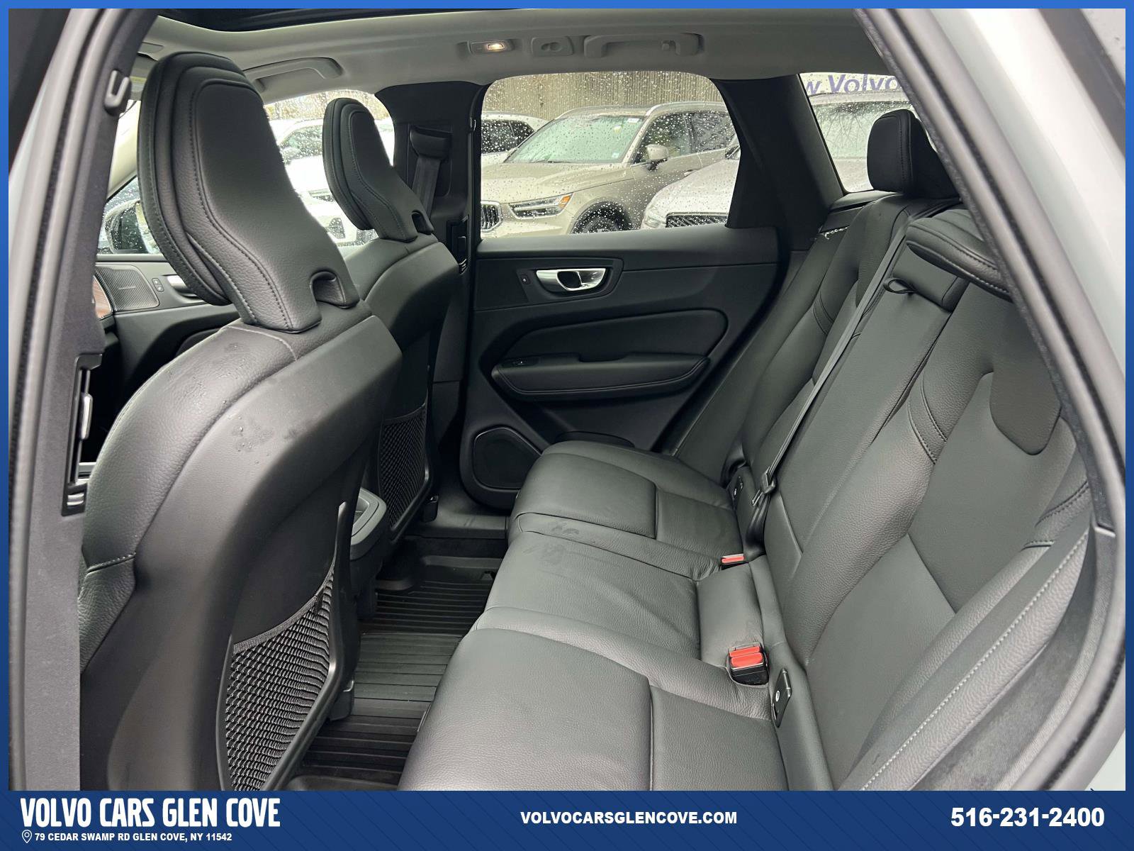 Used 2024 Volvo XC60 B5 Plus w/ Protection Package Premier image 9