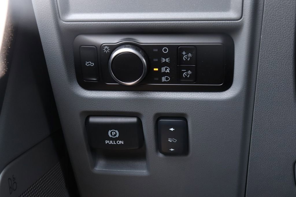 New 2025 Ford F150 Lightning Flash image 22