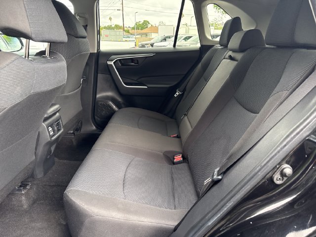 Used 2023 Toyota RAV4 LE AWD/4WD image 25