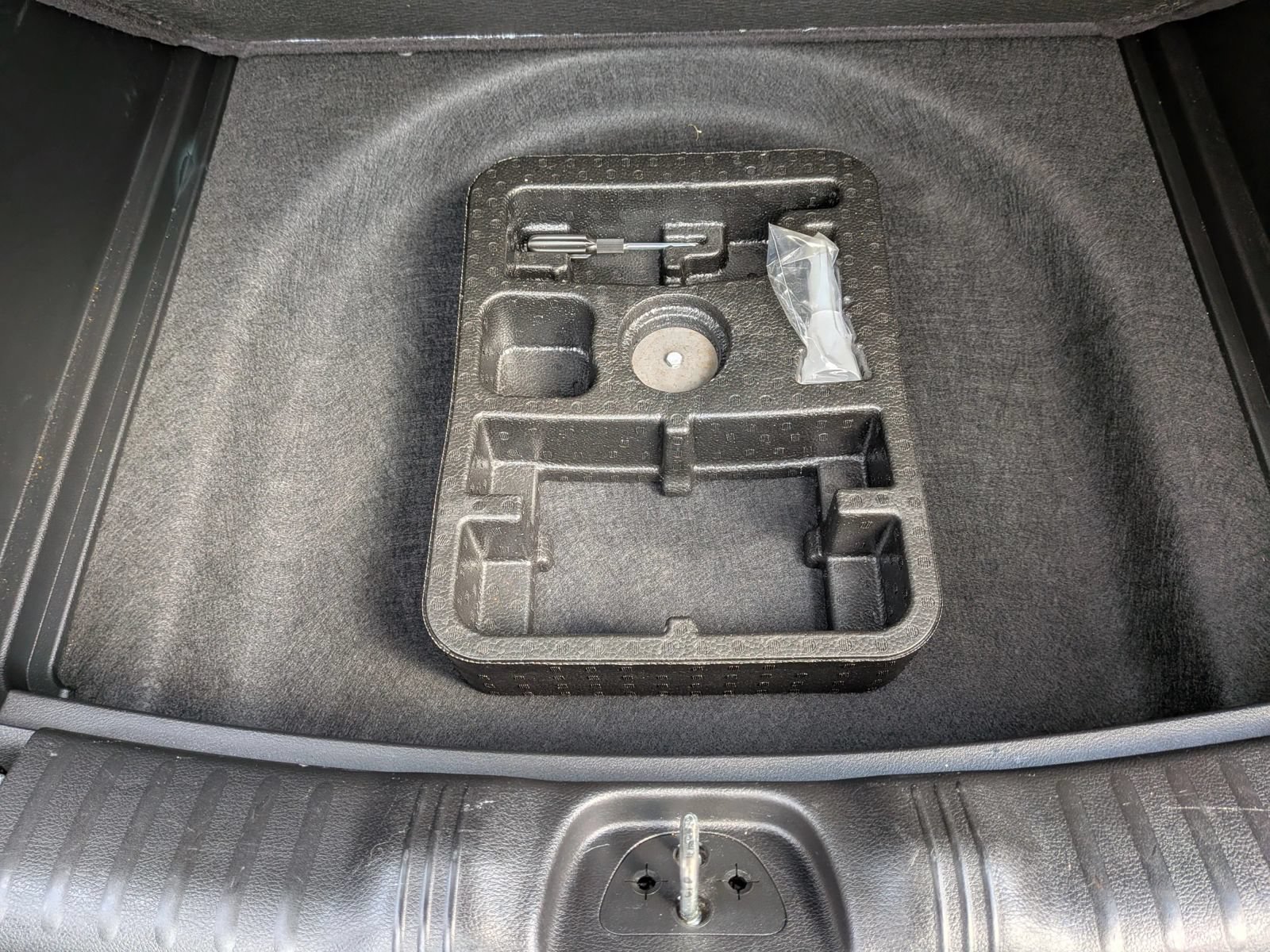 Used 2019 Jeep Compass Limited AWD/4WD image 32