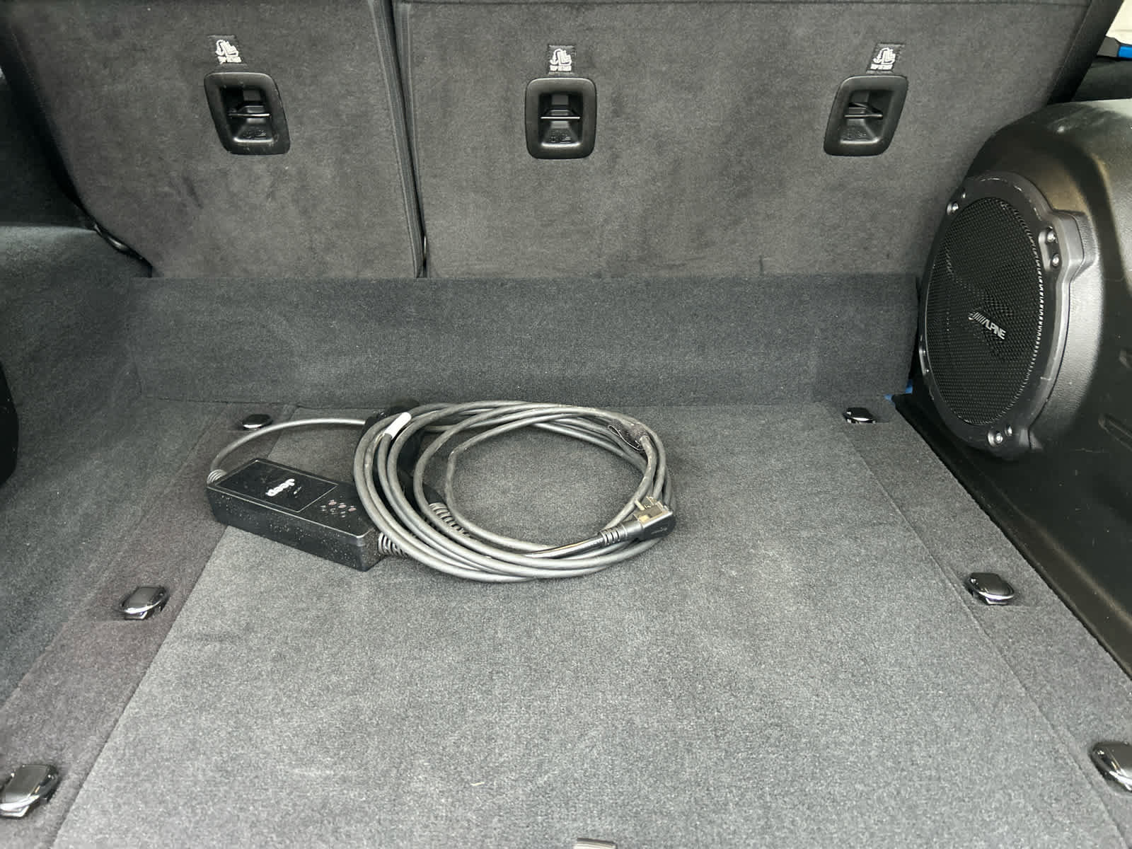 Certified 2023 Jeep Wrangler Unlimited w/ Cold Weather Group image 38