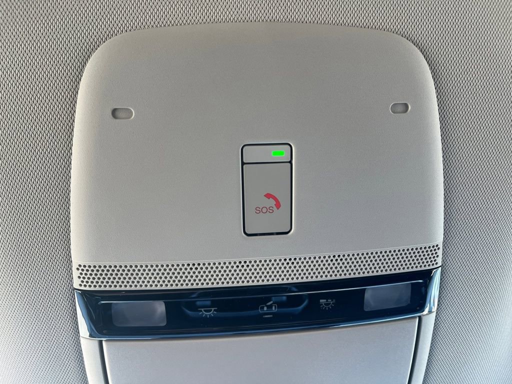 New 2026 Nissan Armada SV image 7