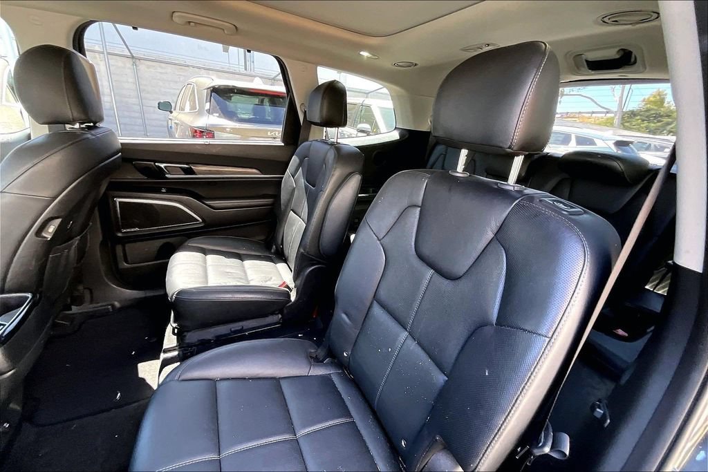 Used 2020 Kia Telluride SX FWD image 17