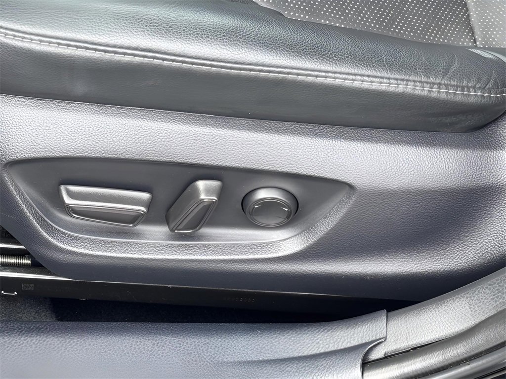 Used 2024 Toyota Camry XSE image 7