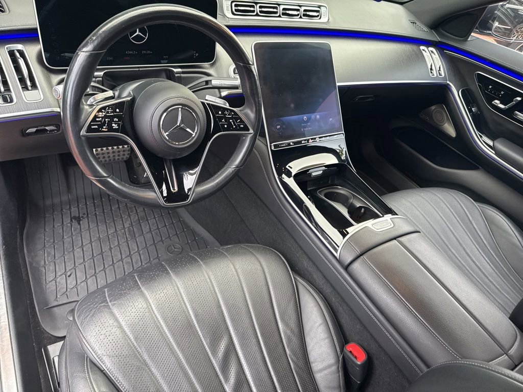 Certified 2022 Mercedes-Benz S 500 4MATIC w/ AMG Line Package image 5