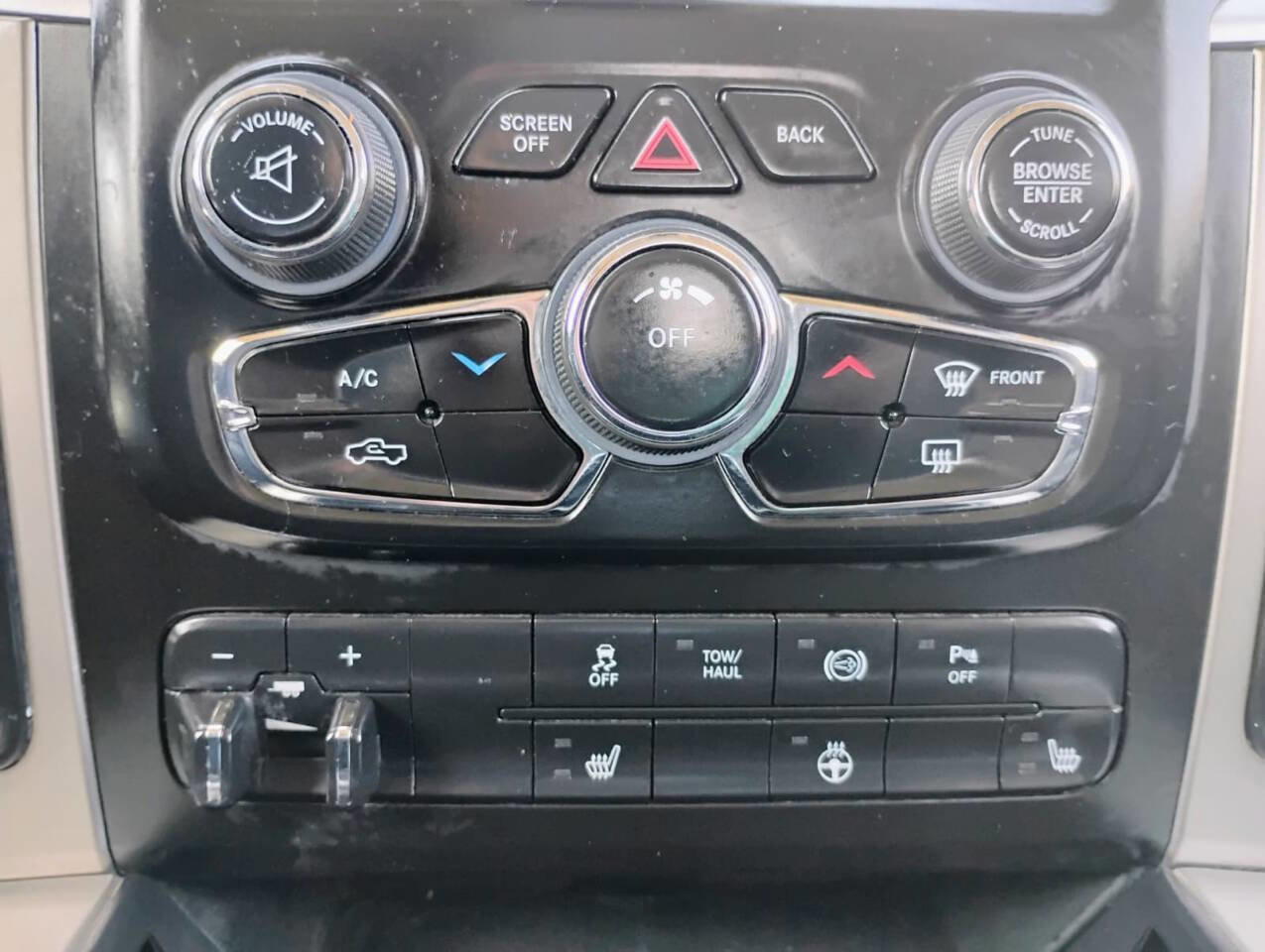 Used 2013 RAM 3500 Big Horn image 21