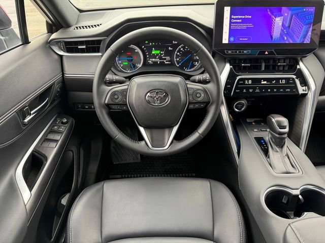 Certified 2023 Toyota Venza XLE image 25