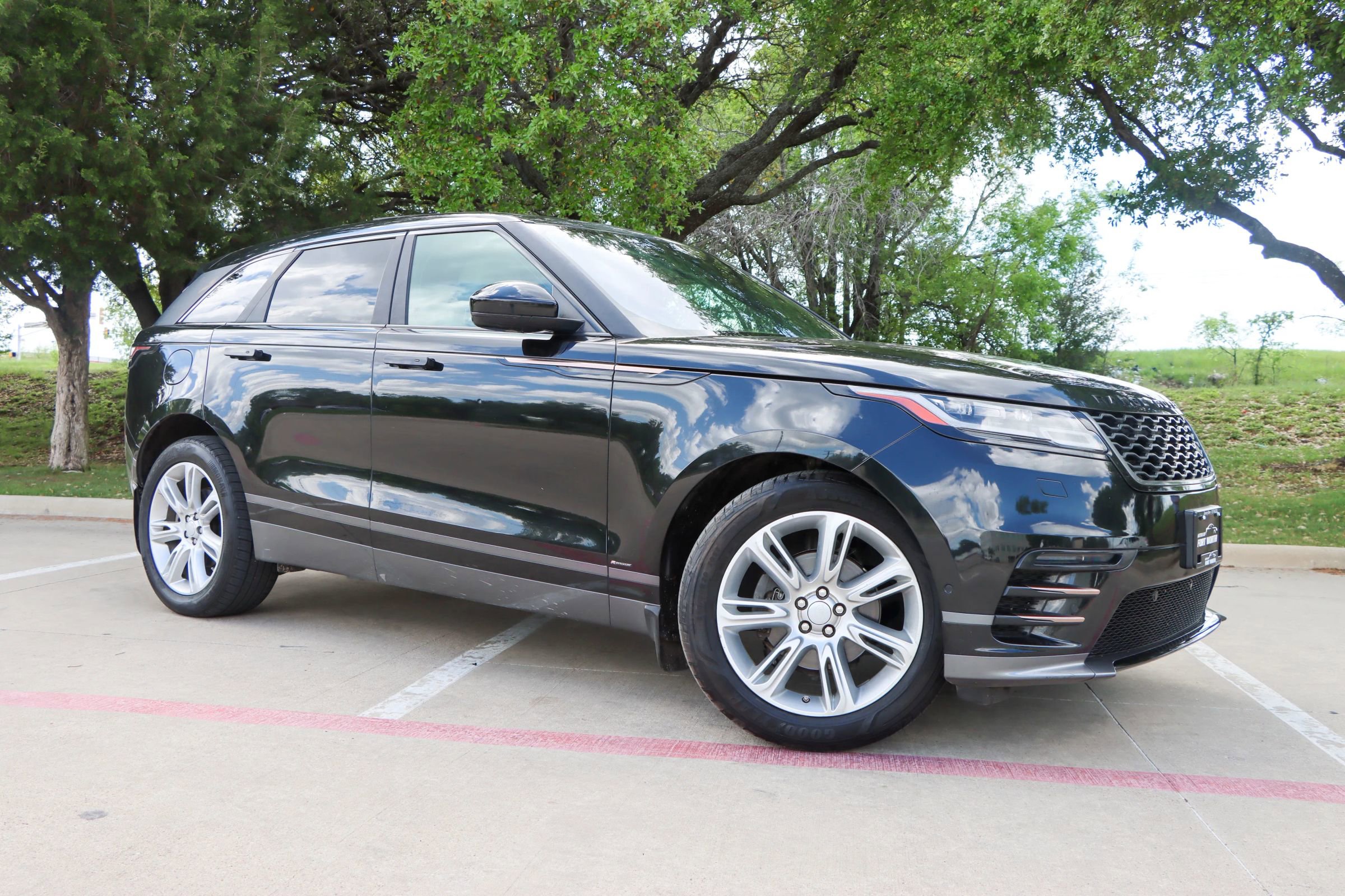 Used 2018 Land Rover Range Rover Velar R-Dynamic SE AWD/4WD video 1