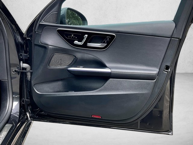 Used 2023 Mercedes-Benz C 300 Sedan image 19