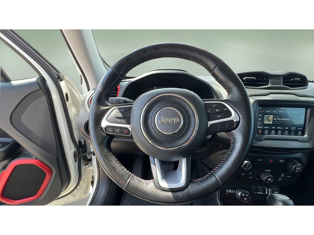 Used 2018 Jeep Renegade Trailhawk image 22
