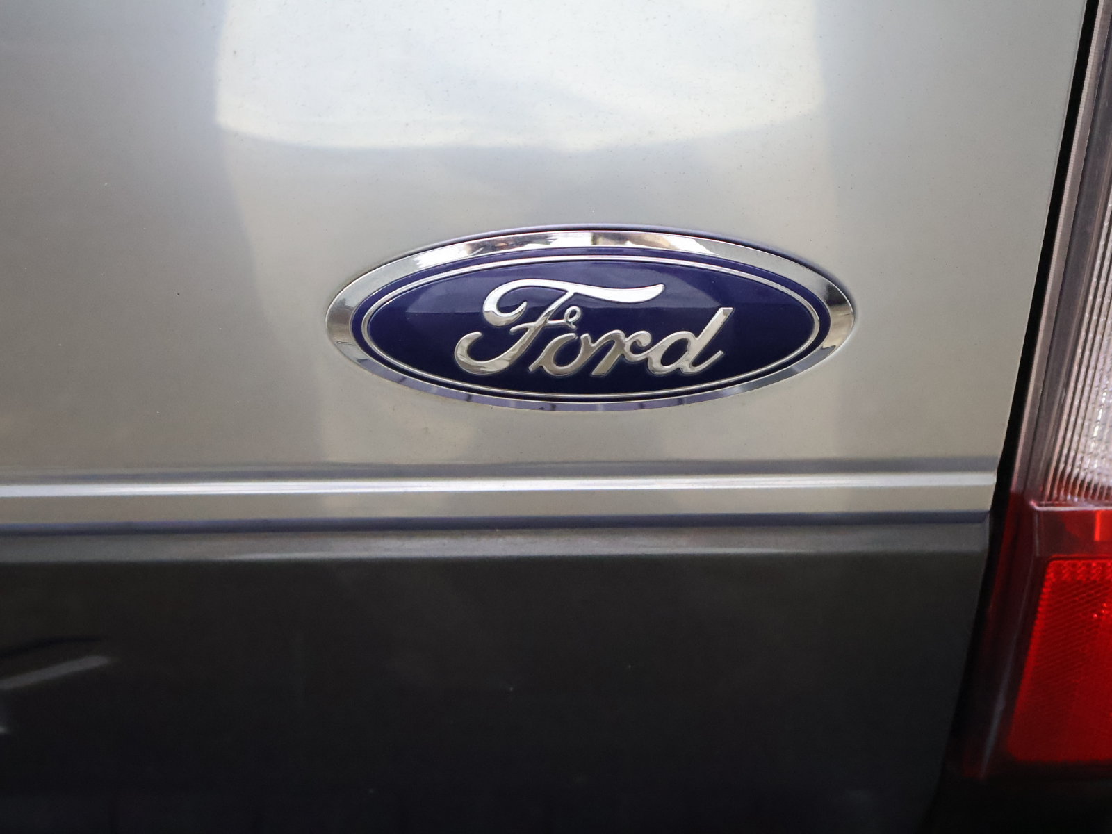 Used 2017 Ford F250 4x4 Crew Cab Super Duty image 11