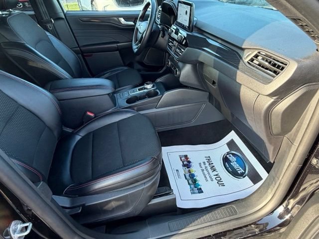 Used 2025 Ford Escape ST-Line FWD image 39