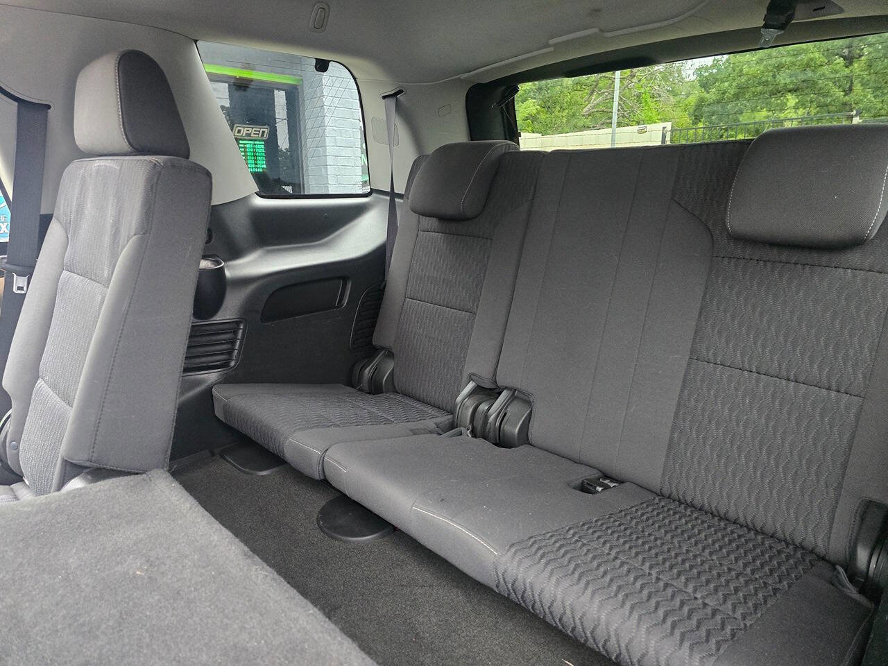 Used 2018 Chevrolet Tahoe LS image 19