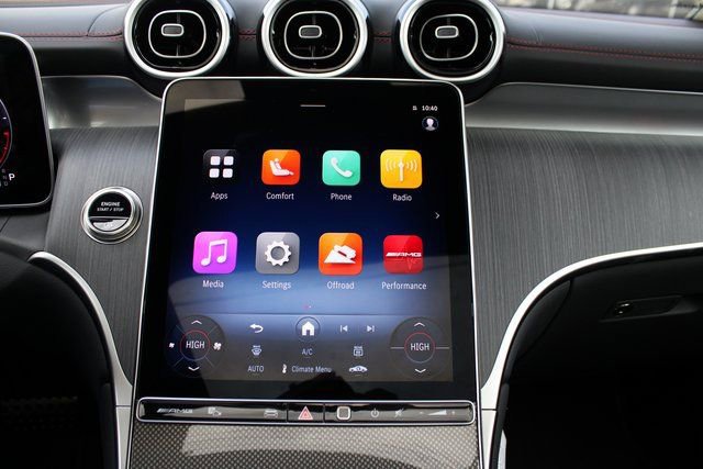 New 2025 Mercedes-Benz GLC 43 AMG 4MATIC image 33