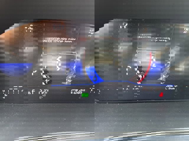 Used 2023 Volkswagen Taos SE FWD image 13