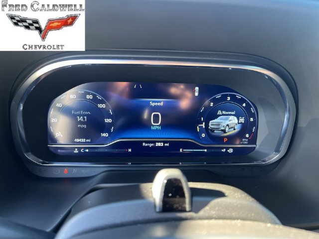 Used 2024 Chevrolet Suburban High Country w/ Advanced Technology Package AWD/4WD image 18