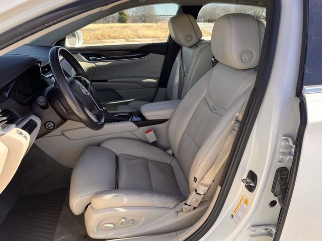 Used 2013 Cadillac XTS Premium image 24