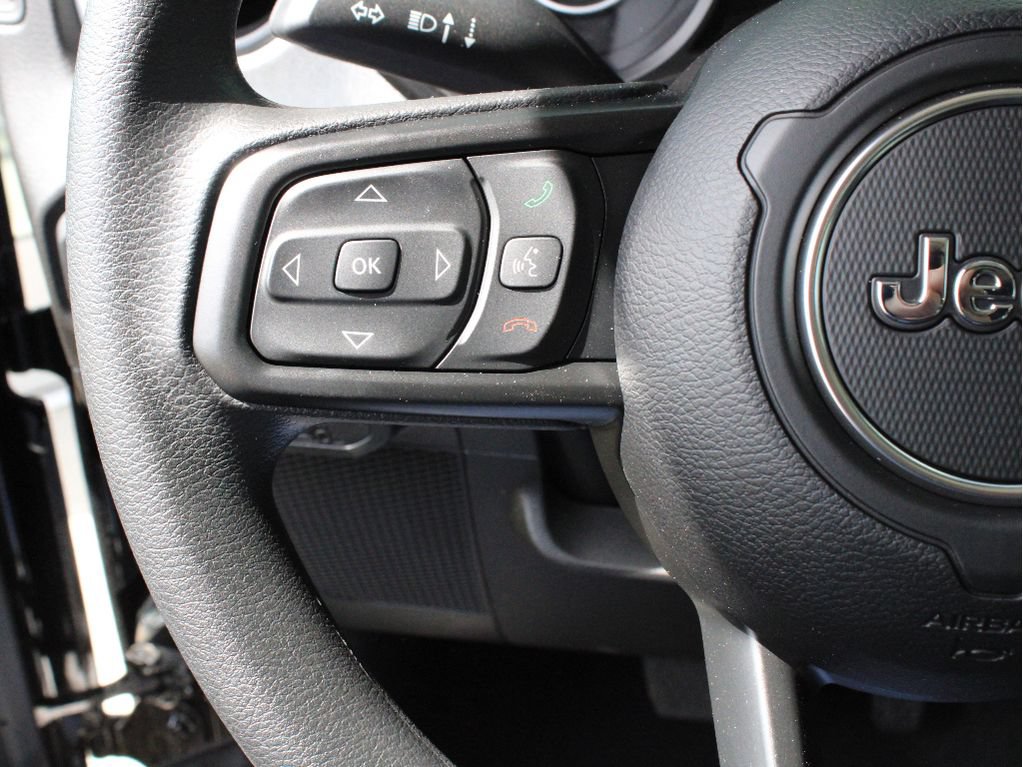 New 2026 Jeep Gladiator Sport AWD/4WD image 16