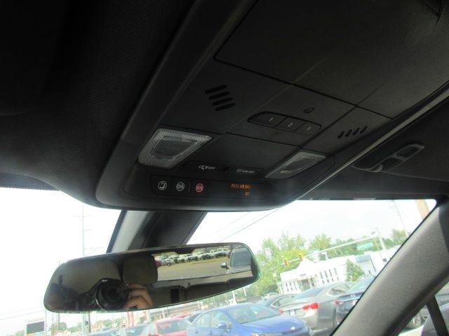 Used 2019 Cadillac XT5 AWD image 22