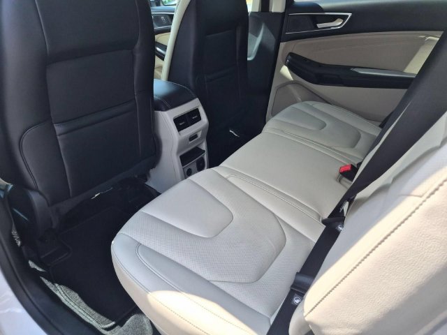 Used 2022 Ford Edge Titanium w/ Equipment Group 301A AWD/4WD image 24