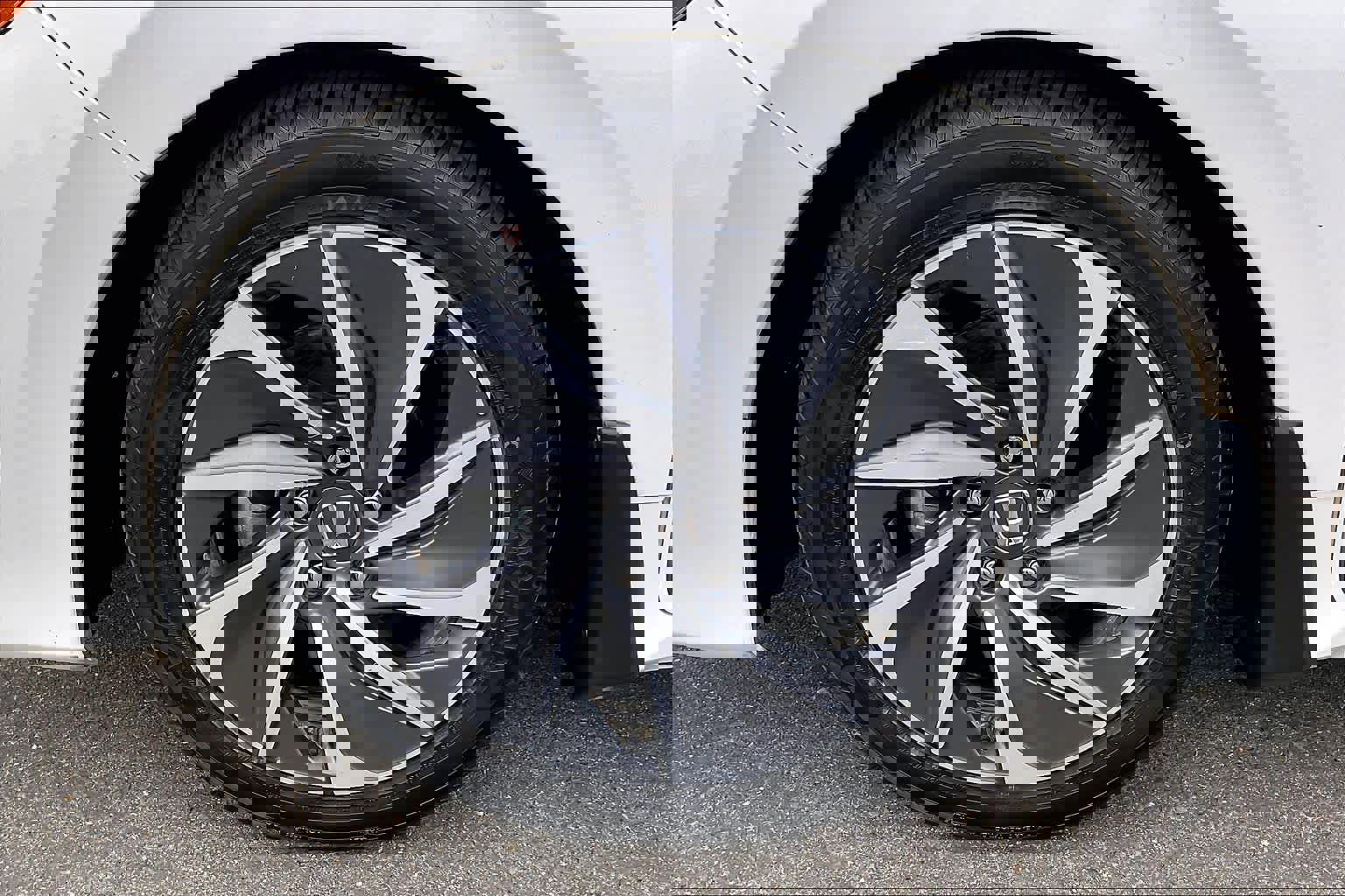 Used 2019 Honda Insight Touring image 12