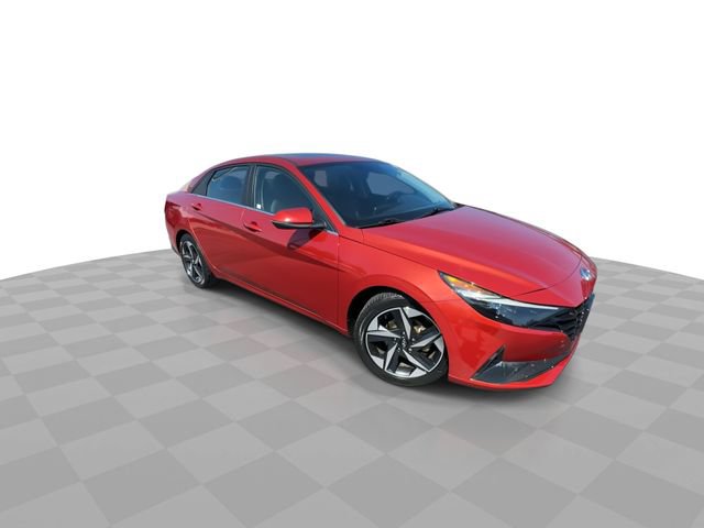 Used 2021 Hyundai Elantra Limited FWD image 2