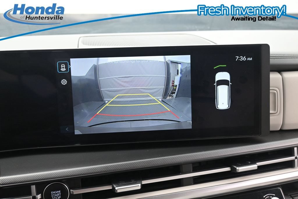 Used 2025 Hyundai Santa Fe SEL FWD image 19
