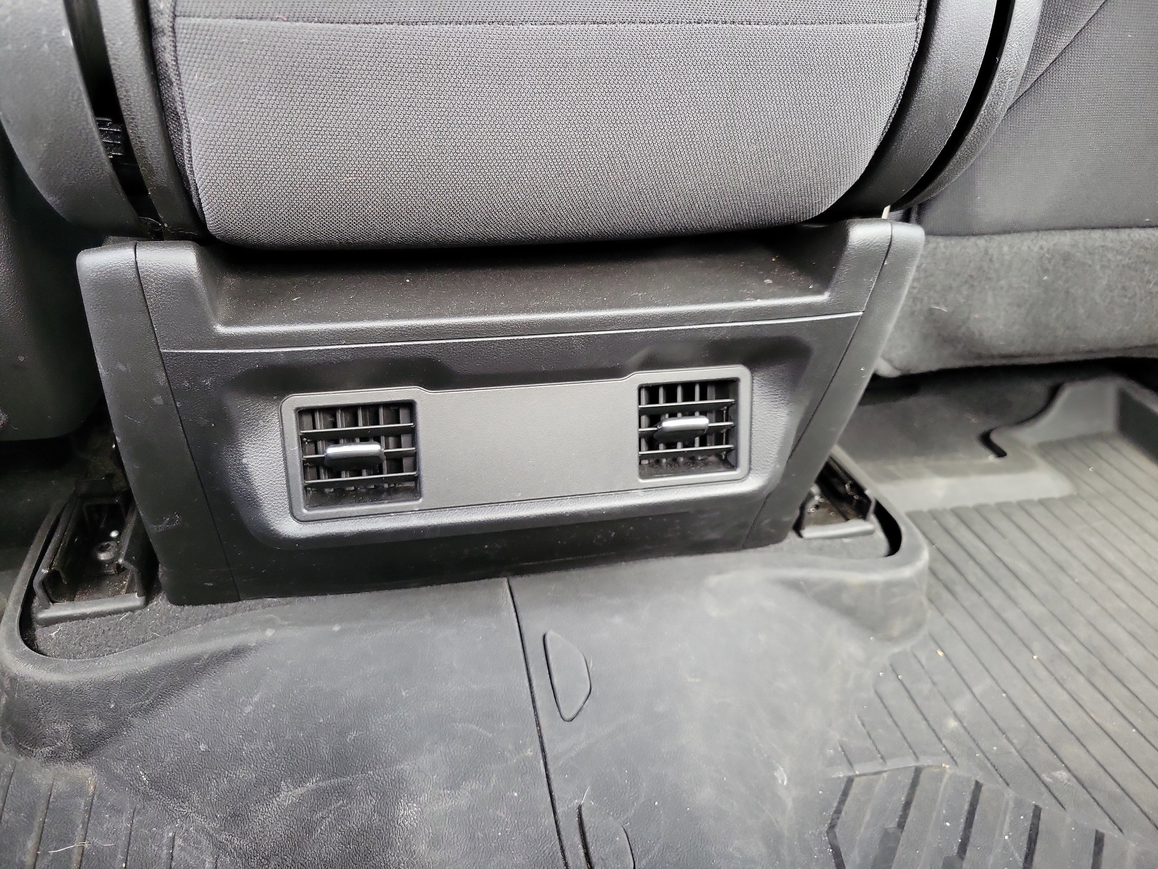 Used 2023 Chevrolet Silverado 1500 Custom AWD/4WD image 15