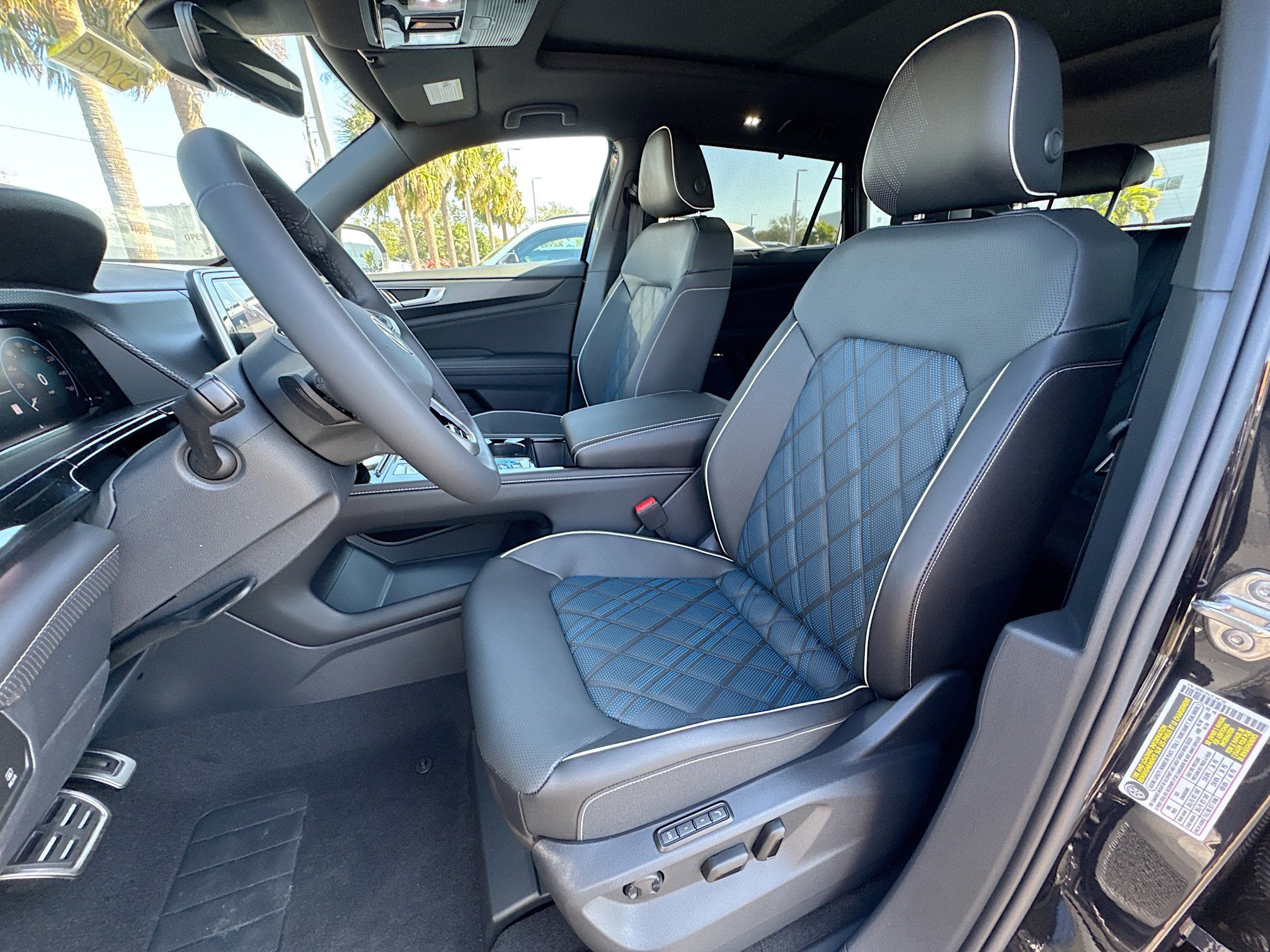 New 2025 Volkswagen Atlas Cross Sport SEL Premium R-Line image 15