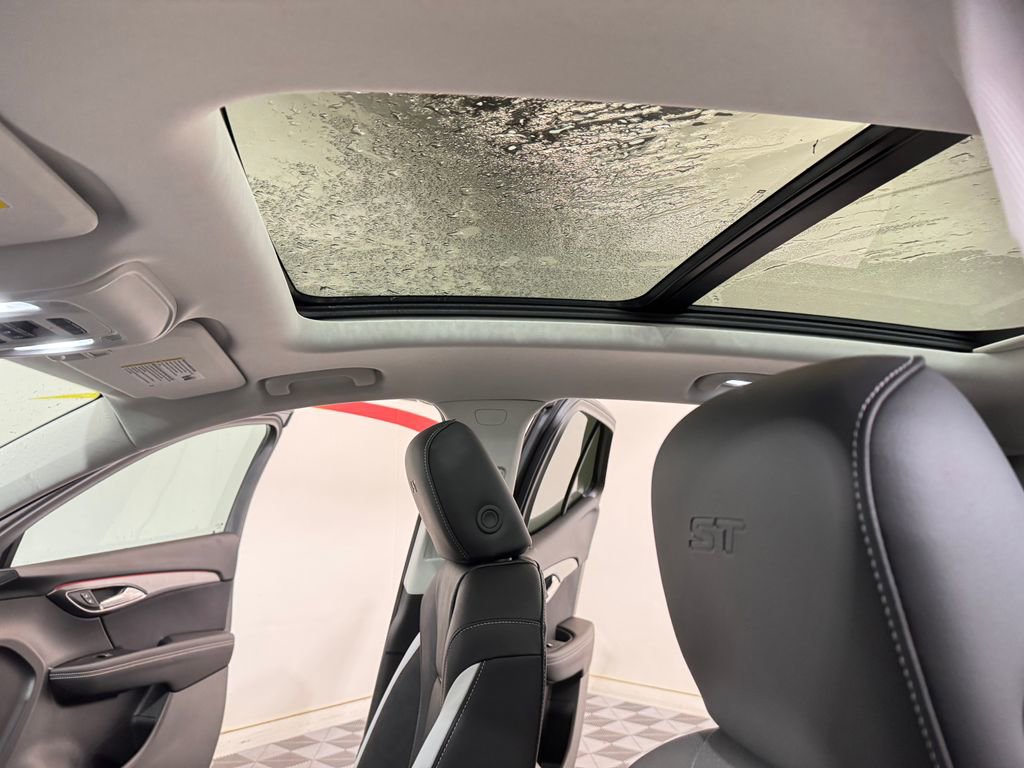 New 2026 Buick Envision Sport Touring AWD/4WD image 10