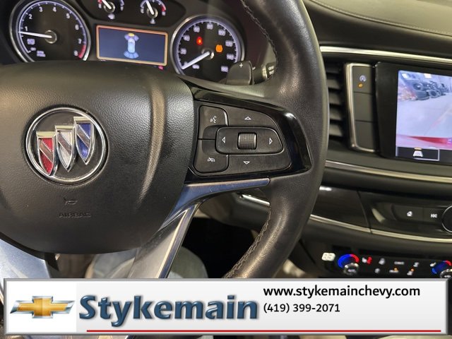 Used 2023 Buick Enclave Essence image 45