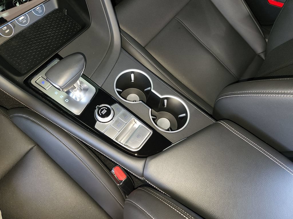 Used 2026 Genesis G70 2.5T RWD image 23