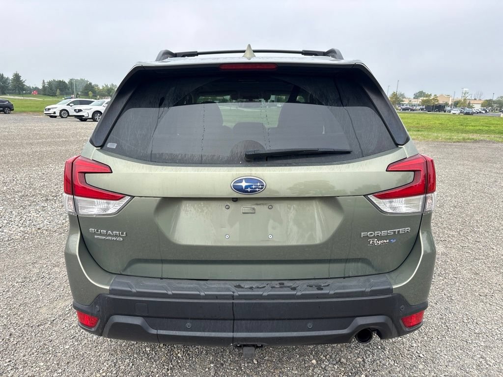 Used 2021 Subaru Forester Limited AWD/4WD image 8