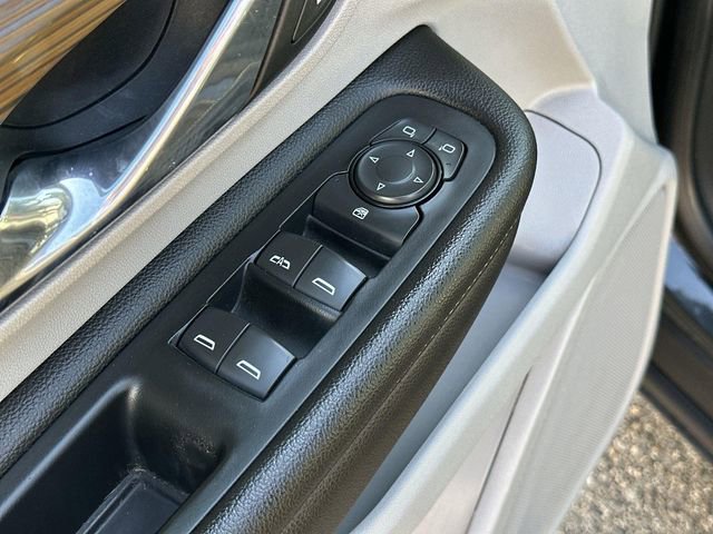 Used 2021 GMC Terrain SLE image 21