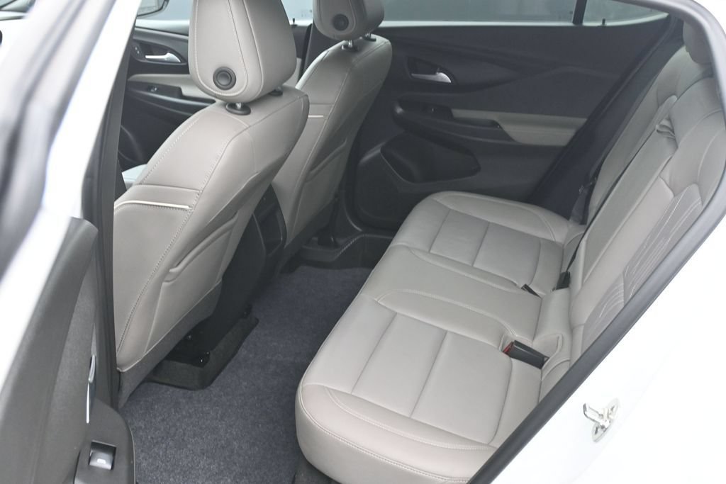 Used 2024 Buick Envista Sport Touring FWD image 12