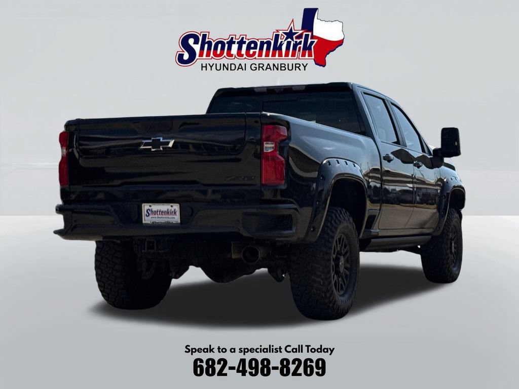 Used 2024 Chevrolet Silverado 2500 ZR2 w/ Technology Package AWD/4WD image 7
