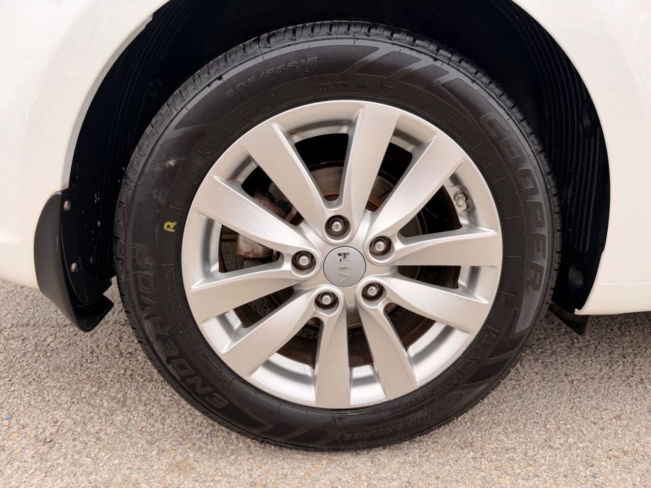 Used 2014 Kia Forte Koup EX FWD image 19