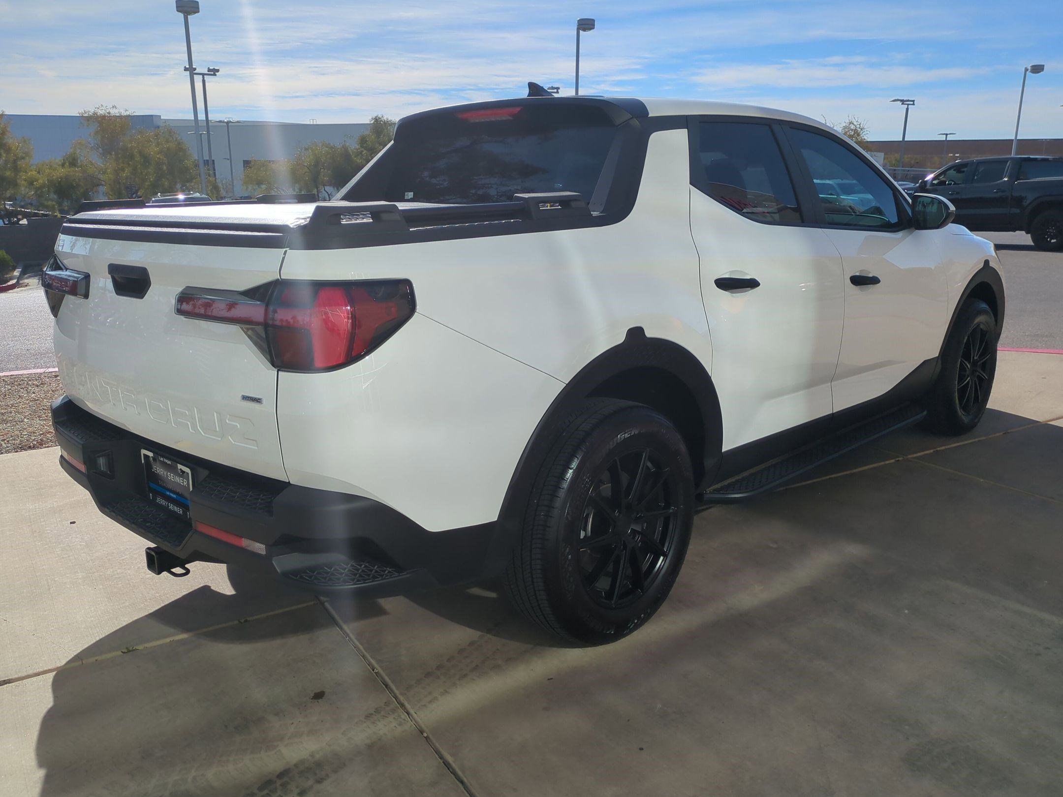 Used 2024 Hyundai Santa Cruz SEL image 5