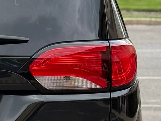 Used 2020 Chrysler Pacifica Limited FWD image 16