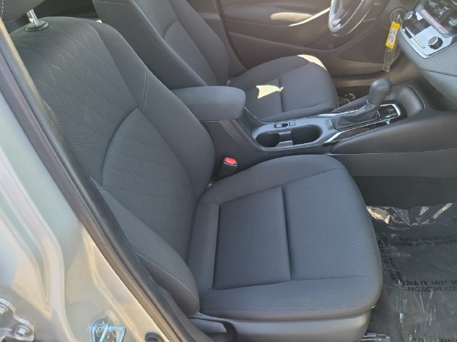 Used 2025 Toyota Corolla LE FWD image 17