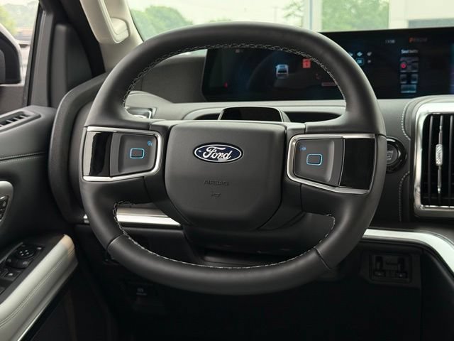 New 2027 Ford Expedition Platinum AWD/4WD image 10